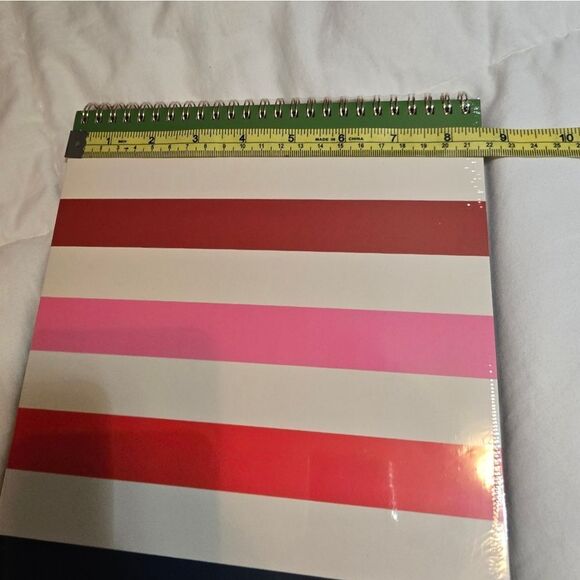 Kate Spade New York Large College Ruled Notebook, Top Spiral Notebook  160 Pages - Picture 5 of 9